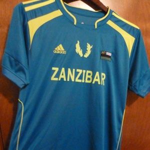 Vintage Adidas Zanzibar Soccer top fifa Africa